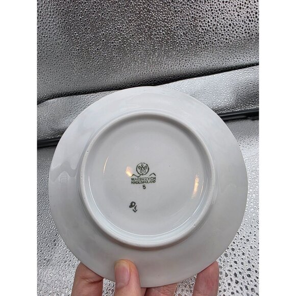 Wawel 56 Gold Rimmed Porcelain Teacup & Saucer Set - Picture 10 of 11